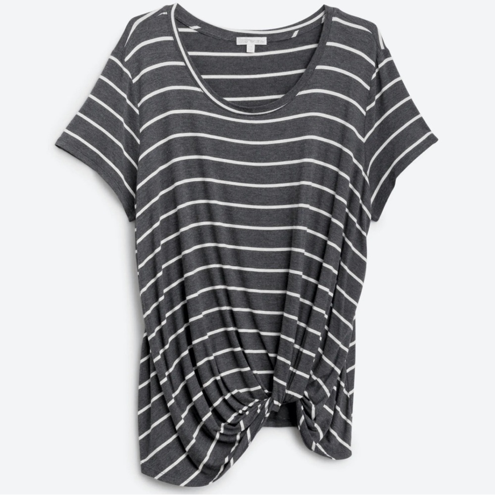 Grey/white twist front top